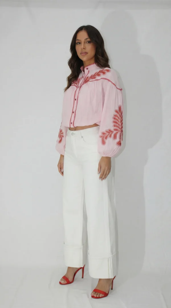 Fashion Editorial Concept Palazzo Pearl — Jeans a vita alta | Linea Regular